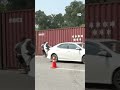 कंटेनरों से सील हुआ इस्लामाबाद [Islamabad Tightens Security, Major Roads Sealed]