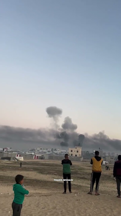 Palestinians in Gaza celebrate a birthday between all the destruction #gaza #palestine #shorts