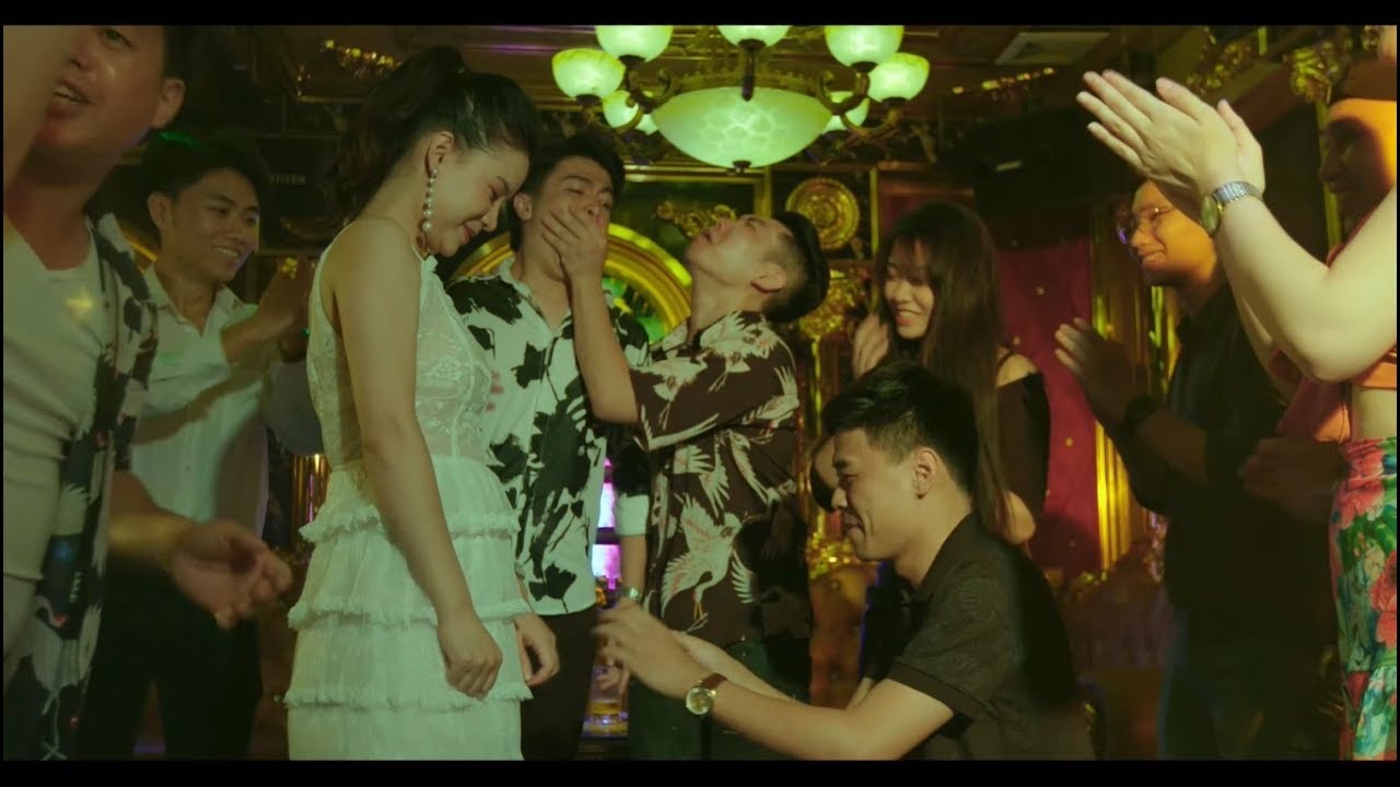 Thấy người ta đẹp, cầu hôn nhanh, cưới nhanh tưởng là tốt ư? - YouTube