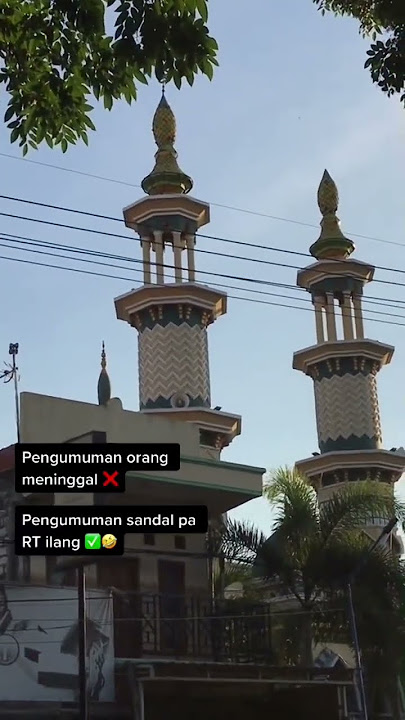 Heran! Pengumuman sandal hilang