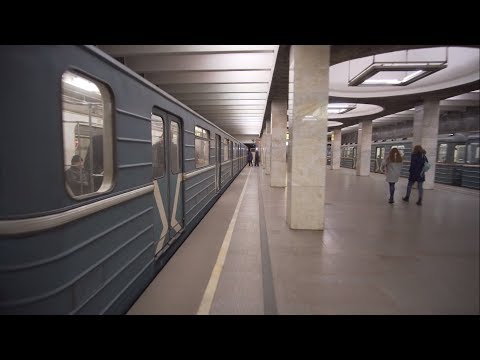 Video: Metro Domodedovskaya in Moscow