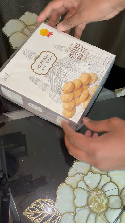 Osmania biscuits Nimrah cafe & bakrey #hyderabad #shorts #shortvideo #shortsfeed #osmania #biscuit