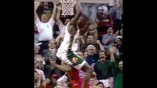 Shawn Kemp dunk vs Bulls (Rodman) from the 1996 NBA Finals