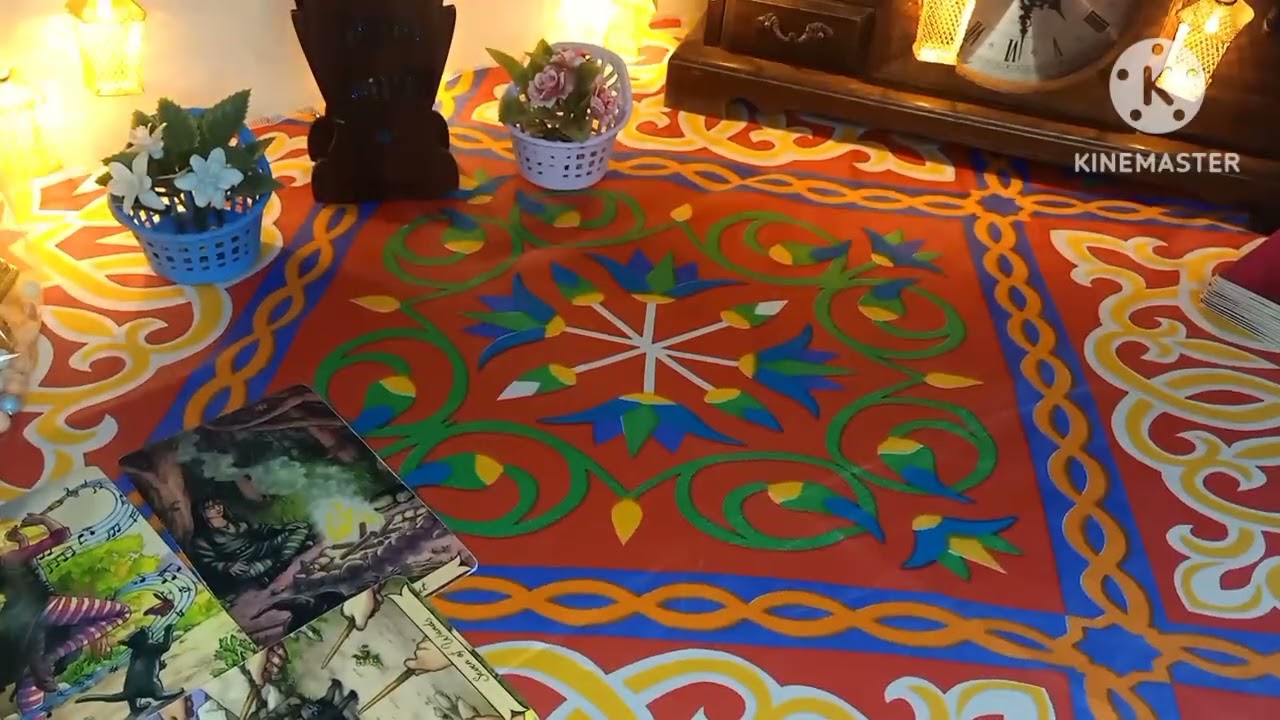 برج الجدي 😘 قراءه الشخص ال شاغل قلبك وعقلك 🤔 بيراقبك عايز يعرف عنك كل شئ انتا الحياه ليه يشعر بحنين