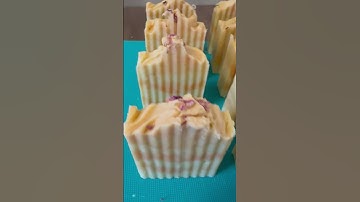 Mistakes can be beautiful too! #makingsoap #diy #soapmaking #allnatural #crunchymom #coldprocess