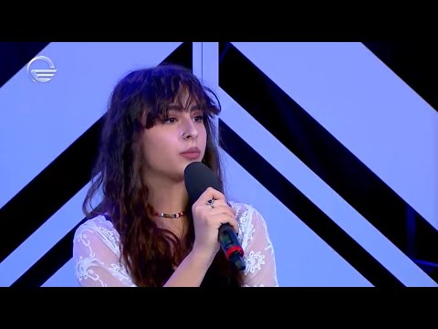 ქუთაისის საერთაშორისო უნივერსიტეტის პროფესორი ია მოსაშვილი და სტუდენტები გადაცემაში \"პრაიმშოუ\"