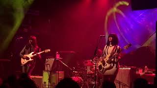 Video thumbnail of "Khruangbin - Two Fish and an Elephant/Dern Kala"