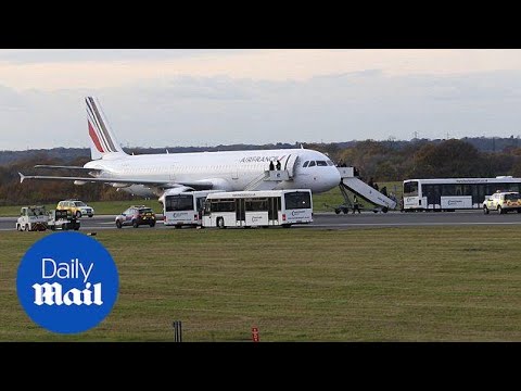Passengers evacuated from Air France jet at Manchester - Daily Mail