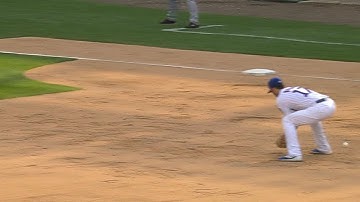 CIN@CHC: Bruce reaches on Bryant error to extend game