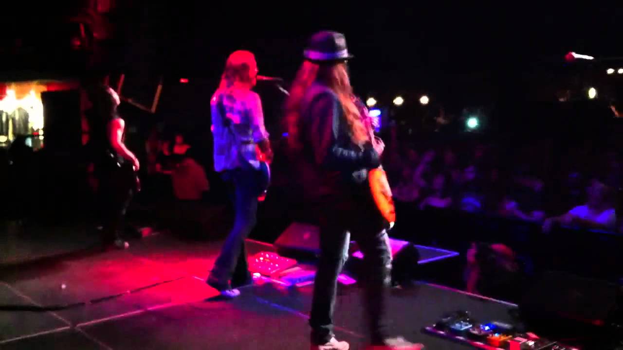 Fuel Hemorrhage(In My Hands) Live 2012, Charlotte,NC YouTube