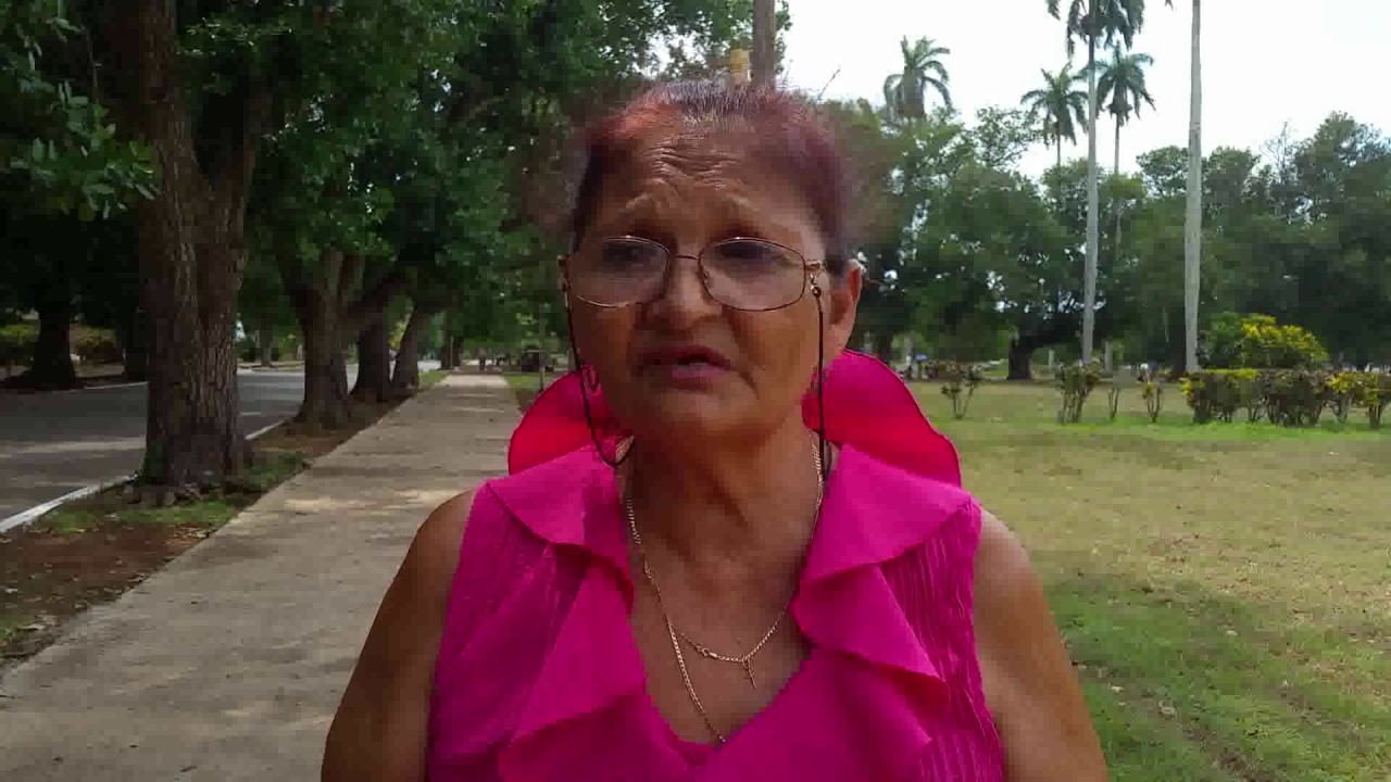 Solaida, Maestra del municipio Bolivia - YouTube