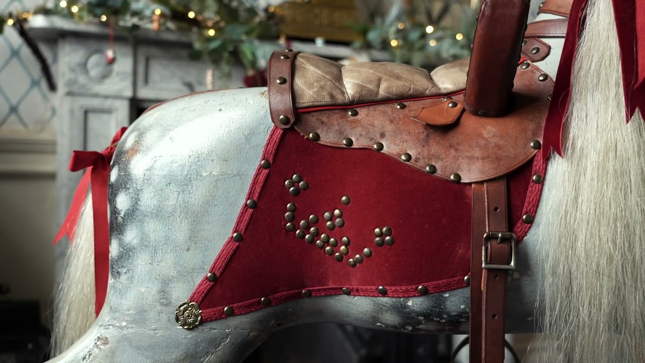 A Festive Tour of the Victorian Children's Bedroom