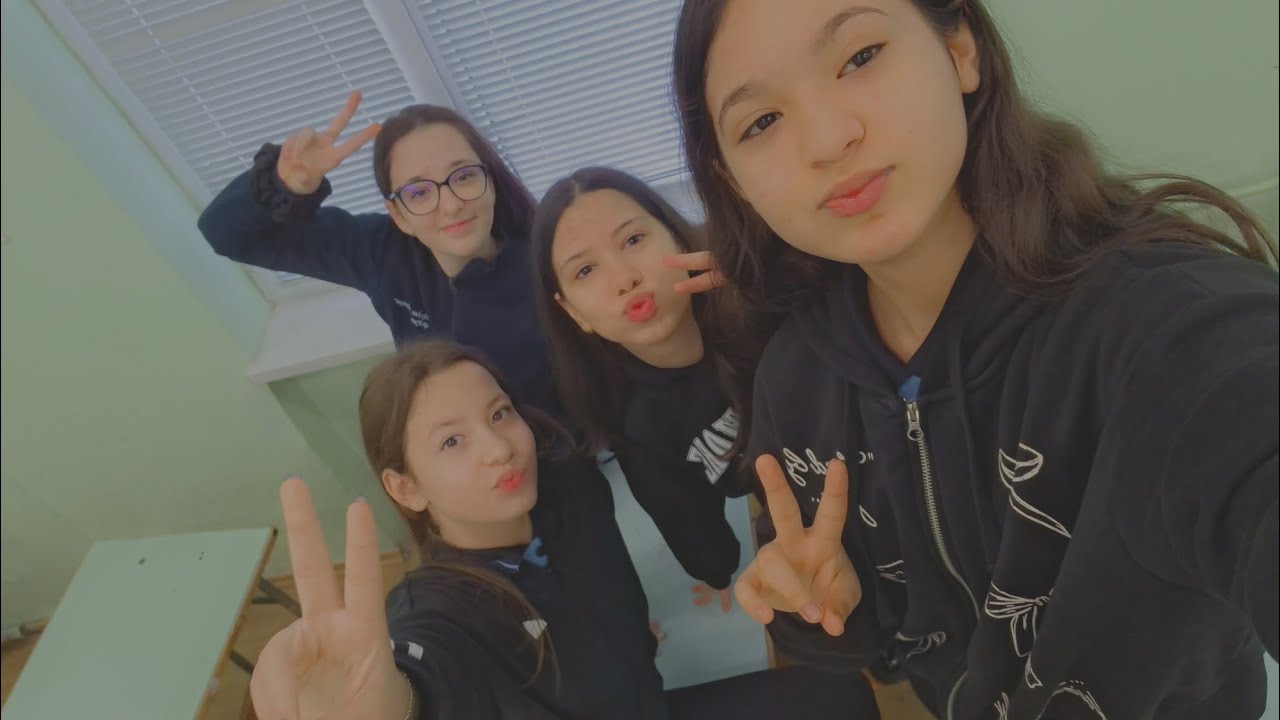 Един ден с мен в ✨Училище✨