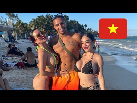 I Had A Threesome In Vietnam - Story Time