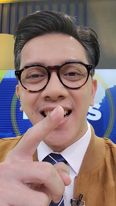 Baca berita olahraga ala news presenter