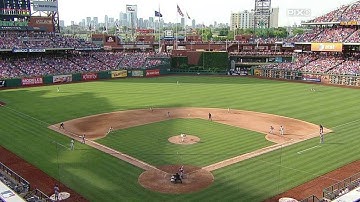 NYM@PHI: Young muscles a two-run double to left field