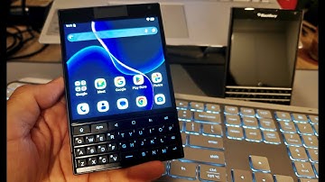 Unboxing & walk around the Unihertz Titan 2. The Keyboard phone is back. #blackberry #unihertz