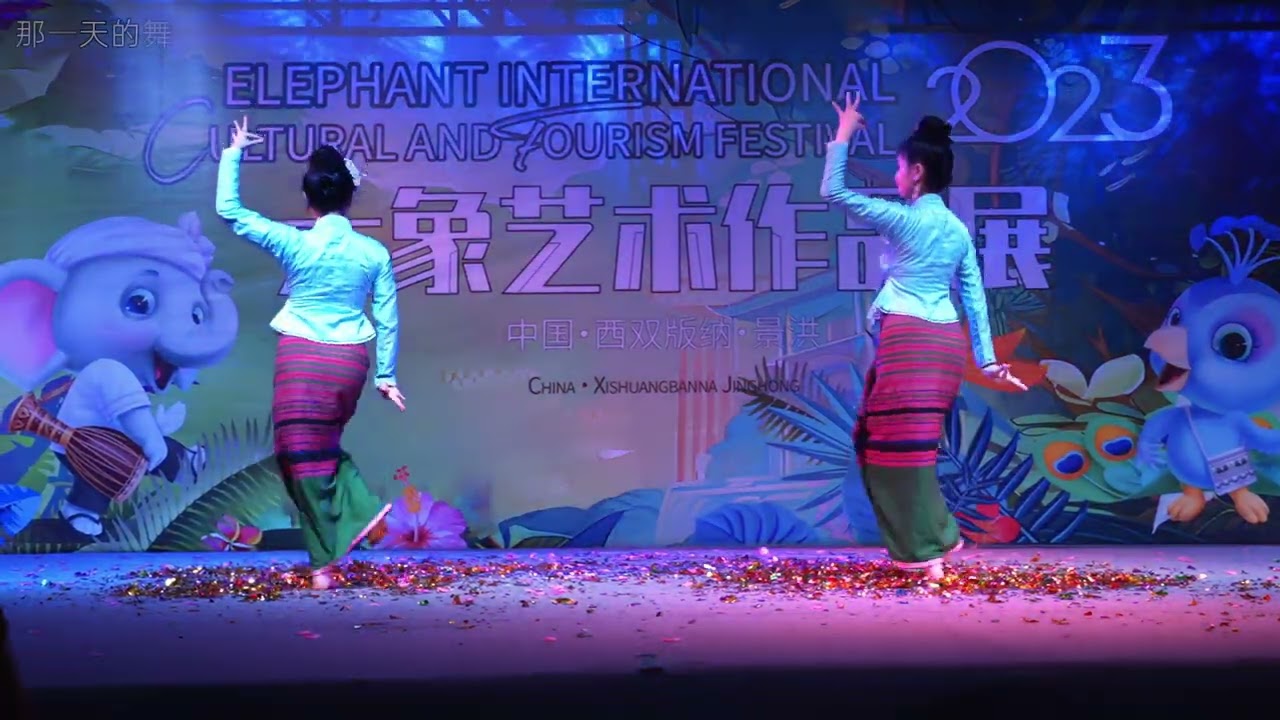 两位美女的美丽舞蹈