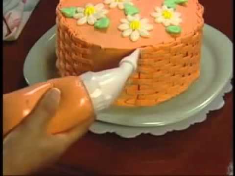 100-piece-cake-decorating-kit