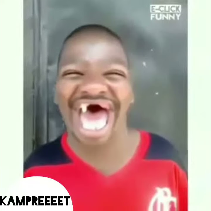 Sceen effect orang ketawa