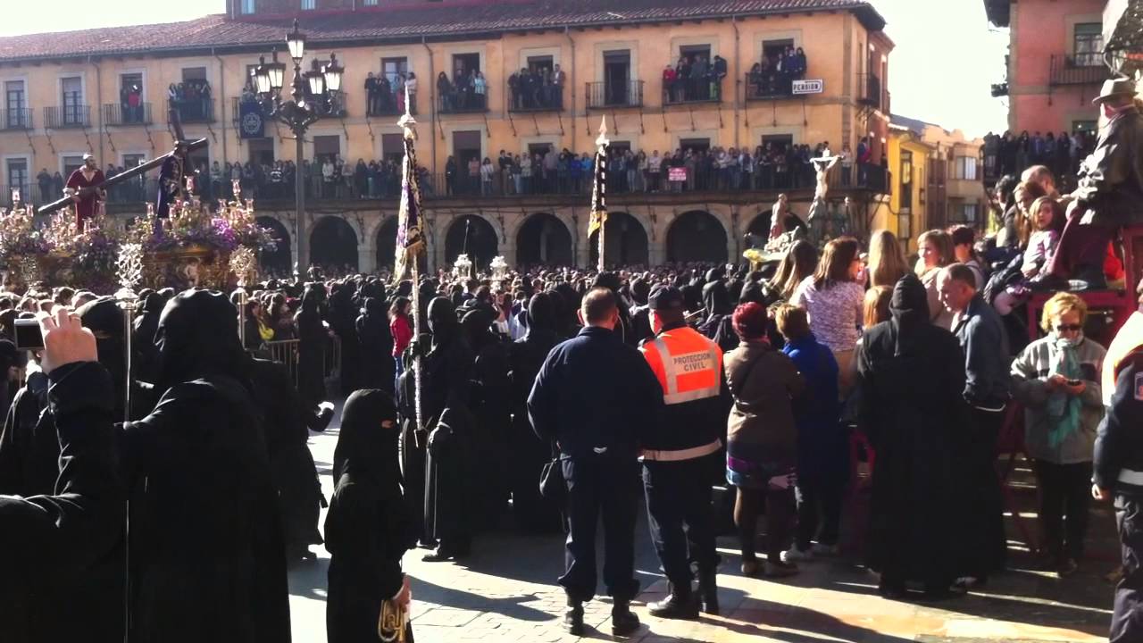 La Saeta. Banda dulce Nombre de Jesus. El encuentro. Semana Santa 2014 Leon