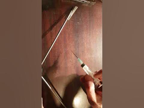Эффект забора крови из вены современным шприцем. - YouTube