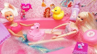 Mainan Boneka Barbie Waktu Mandi | Anak Perempuan Barbie Waktu Mandi |Barbie Doll Bath Time | おもちゃ