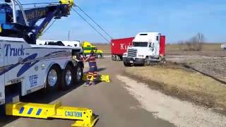 Midwest Truck, Inc. Miller Industries Century 1150R rotator heavy pull 1st job