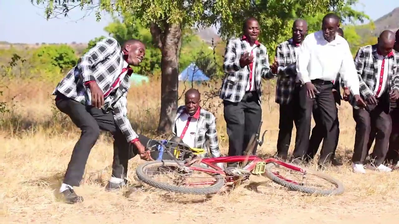 St Agatha Bvekerwa Anglican Church Choir  - Dhe Mwana