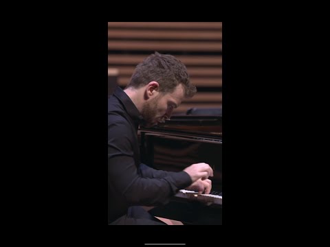 Beethoven concerto n°3 in C minor : David Kadouch/Alexandre Bloch/Orch. National de Lille