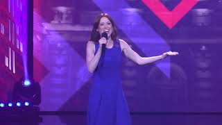 Ellie Kemper performs at the Just For Laughs Festival