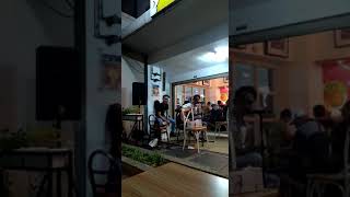 Download(PERNAH SAKIT) Suara nya bikin luluh hati pendengar By. Rezqi ramdani MP3 MP4 (PERNAH SAKIT) Suara nya bikin luluh hati pendengar By. Rezqi ramdani
