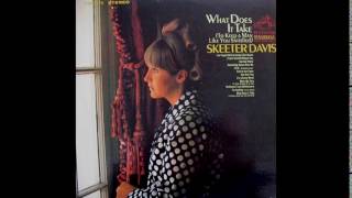 Watch Skeeter Davis What I Go Thru to Keep Holding On To You video