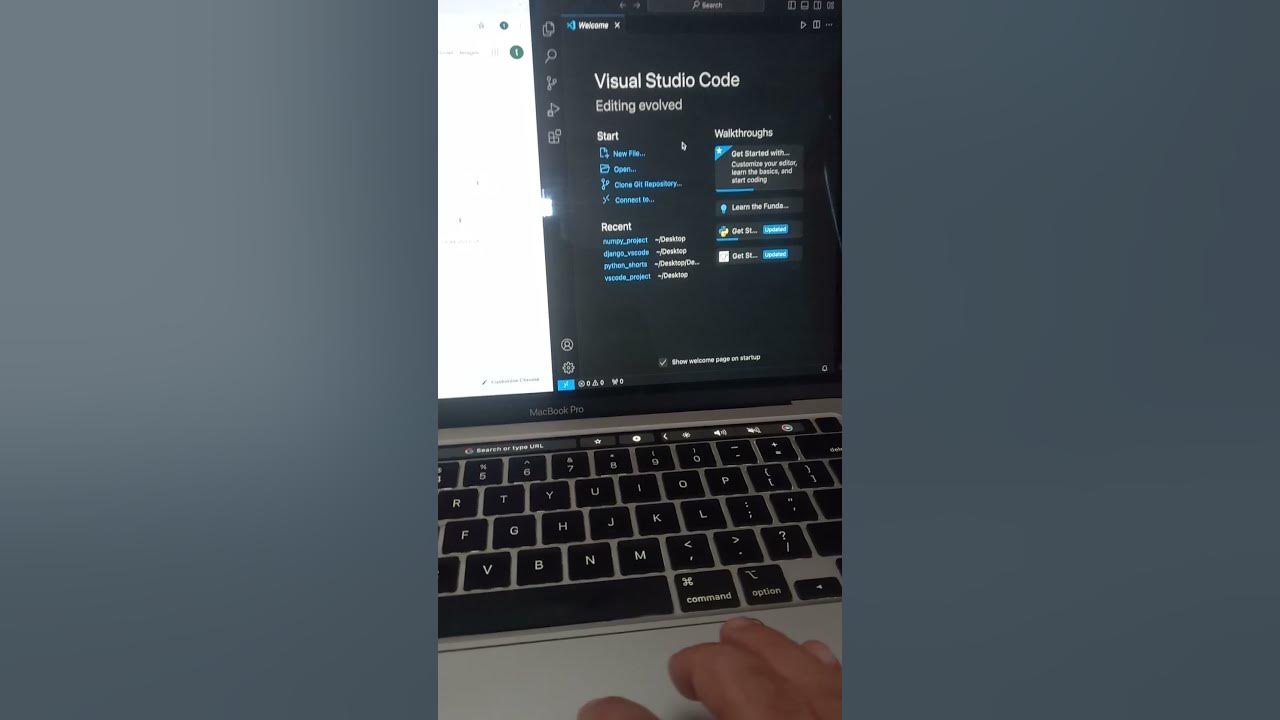how-to-get-split-screen-on-macbook-macbooktips-shorts-youtube