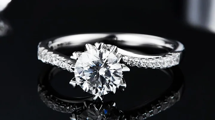 Why Moissanite Engagement Rings Are So Popular