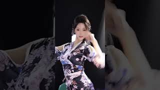 万万 .的抖音直播间#一起舞蹈吧 #抖音直播 #直播回放 #美女 #舞蹈 #抖音 #颜值 #身材 #瑜伽 #健身 #极品小姐姐 #无备份 无备份
