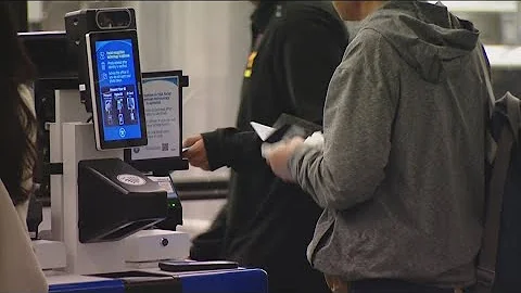 US gov. considers requiring 5 years of social media history from international travelers