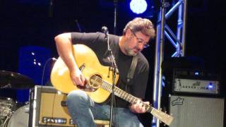 Vince Gill Go Rest High On That Mountain Lowell MA 6/17/2017 acoustic chords