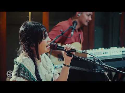 Margin (Duaribuduapuluh) | Live On Set