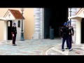 Cambio de guardia en el Palacio de los Grimaldi en Mónaco