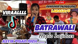 BATRAWALI (DARSO) LARASAYU LIVE PERFORM PANGGUNG #viralltiktok #bajidorversion #larasayu #popsunda
