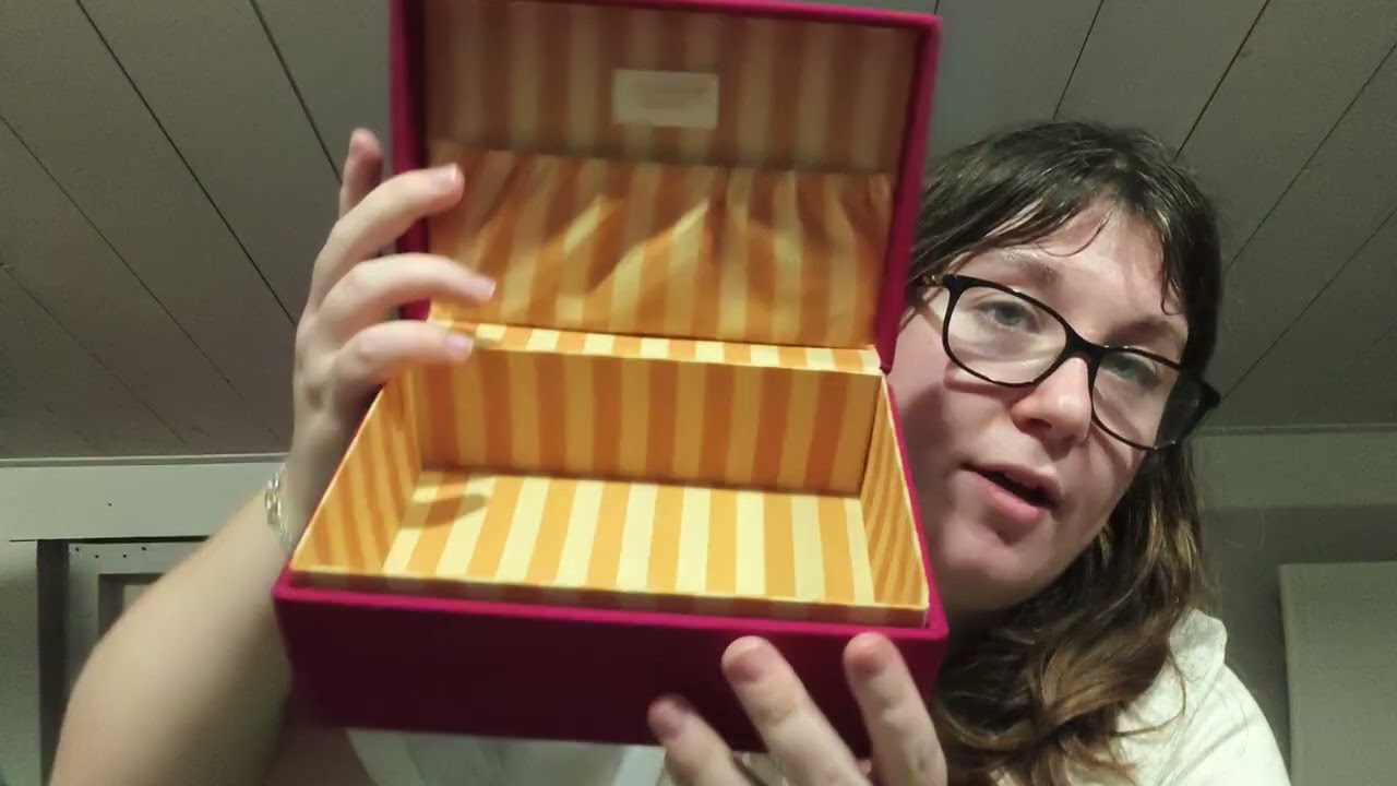 My little box janvier 2026 en collaboration avec Caudalie et extra 