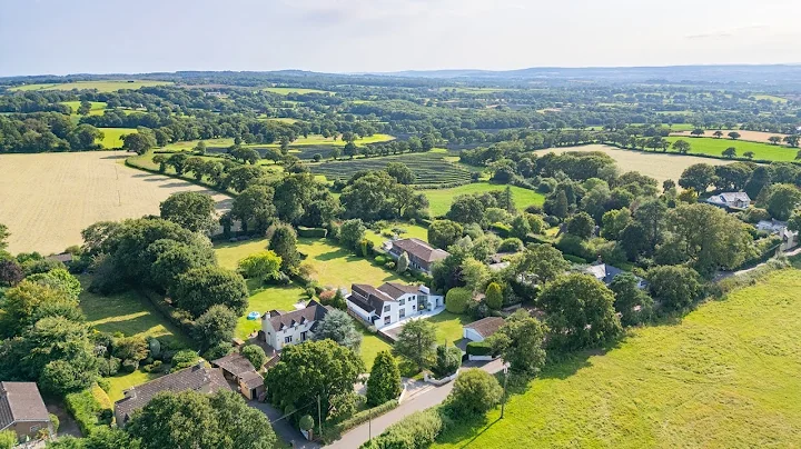 Linstone Lodge, Rockbeare | A Super Stylish and Adaptable Home Set in an Exceptional 1.47 Acre Plot