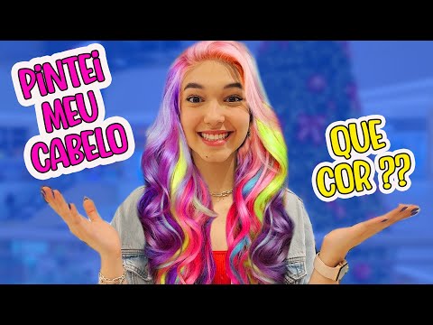 MUDEI A COR