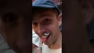 Download Lagu Ik Sleurde Mijn Beste Vrienden Naar Taylor Swift! MP3