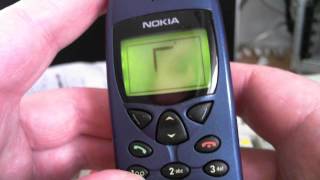Nokia 6110, playing 2 player 'Snake' with a Nokia 6150