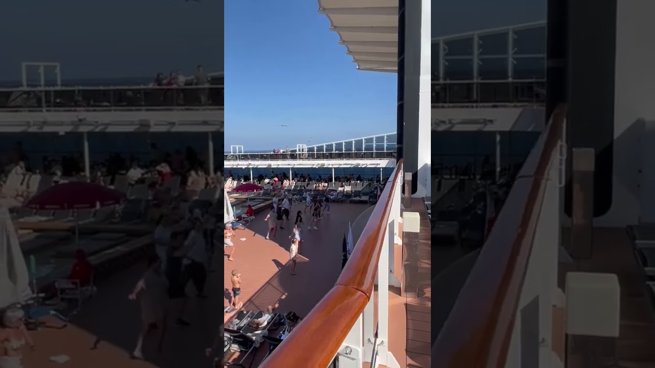 Pool deck del MSC Grandiosa