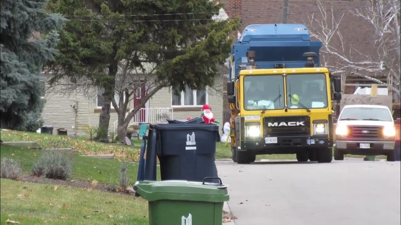 City of Toronto Garbage Trucks Organic Collection ASL YouTube