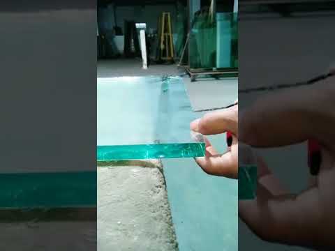 اسهل طريقة لكسر الزجاج لاتنسى الاشتراك في القناة لطفا