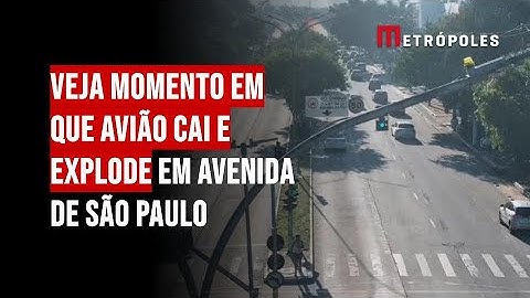 Veja momento que avião cai e explode em avenida de São Paulo